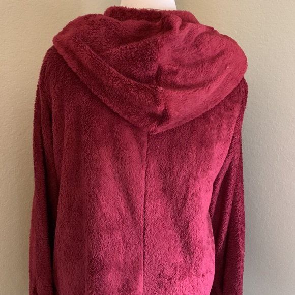 Super soft faux Shearling Hooded Sweater NWT - Picture 4 of 4